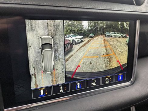 Used 2024 GMC Yukon Denali image 22