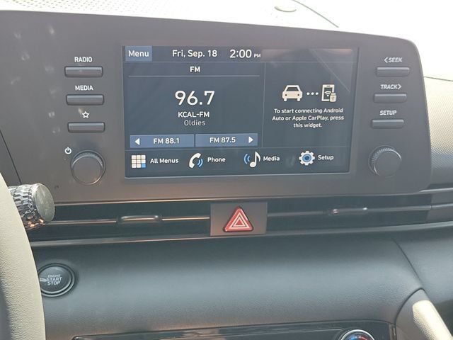New 2026 Hyundai Elantra SEL Sport FWD image 11