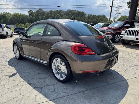 Used 2015 Volkswagen Beetle 1.8T FWD image 10