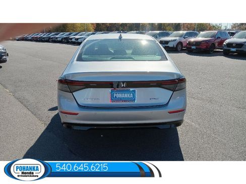 New 2025 Honda Accord Hybrid EX-L image 12