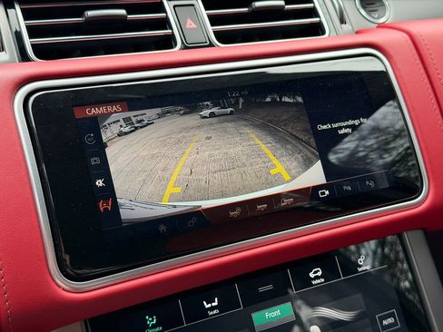 Used 2021 Land Rover Range Rover SV Autobiography Dynamic image 18