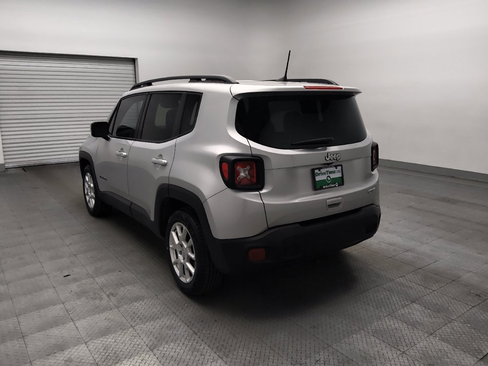 Used 2021 Jeep Renegade Latitude FWD image 5
