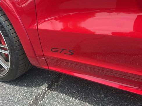 Used 2021 Porsche Cayenne GTS AWD/4WD image 28