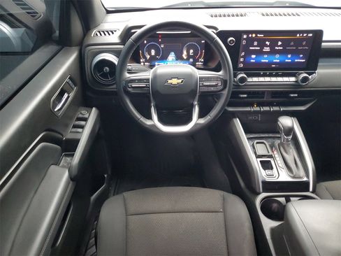 Used 2024 Chevrolet Colorado LT w/ LT Convenience Package image 24