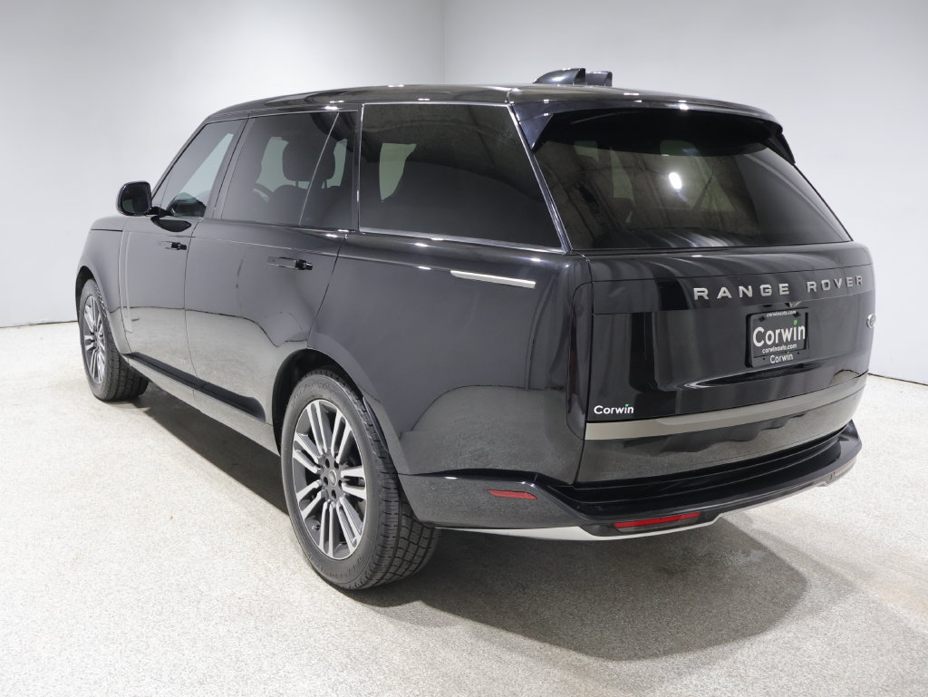 Used 2023 Land Rover Range Rover Long Wheelbase SE AWD/4WD image 5