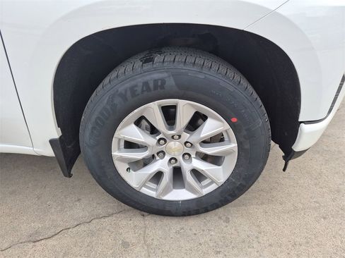 Used 2021 Chevrolet Silverado 1500 Custom image 10