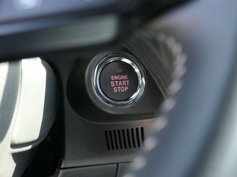 Used 2026 Subaru Forester Premium AWD/4WD image 17