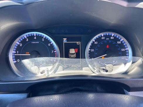 Used 2017 Toyota Highlander Plus w/ Carpet Mat Package image 24