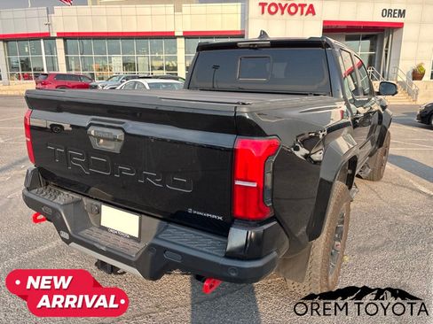Used 2024 Toyota Tacoma TRD Pro AWD/4WD image 4