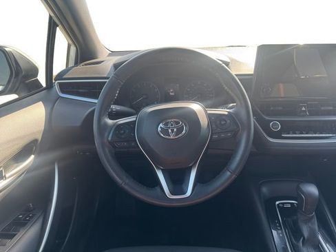 Used 2024 Toyota Corolla SE image 12