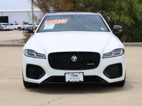 Used 2024 Jaguar XF R-Dynamic SE AWD/4WD image 2