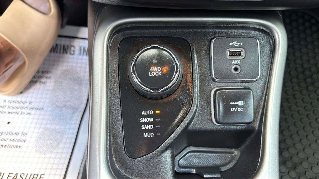 Used 2021 Jeep Compass Sport w/ Cold Weather Group AWD/4WD image 27
