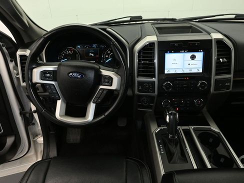 Used 2018 Ford F150 Lariat image 16