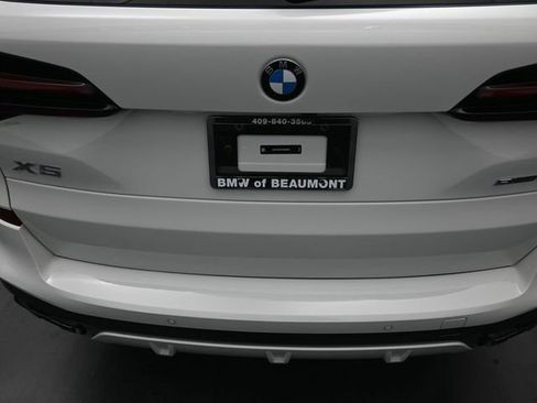 New 2026 BMW X5 sDrive40i w/ M Sport Package image 14