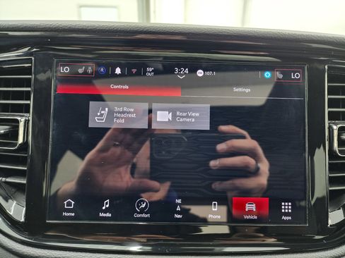 Used 2024 Dodge Durango GT image 50