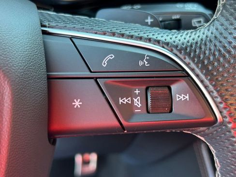 Used 2023 Audi SQ7 Premium Plus image 16