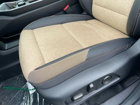 New 2026 Chevrolet Equinox ACTIV w/ Convenience Package III image 18