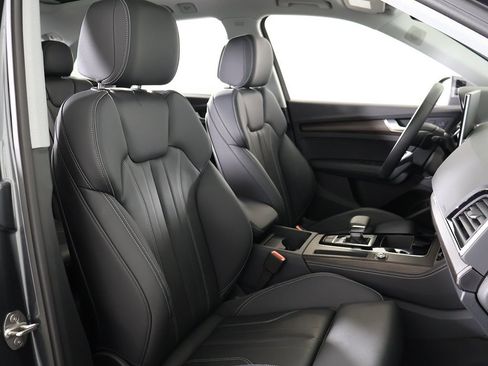 Used 2024 Audi Q5 e Premium Plus image 33