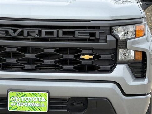 Used 2024 Chevrolet Silverado 1500 Custom image 5
