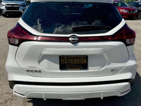 Used 2023 Nissan Kicks SV FWD image 11