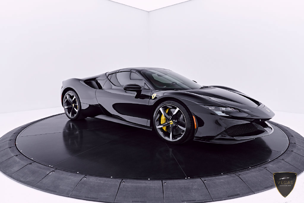 Used 2024 Ferrari SF90 Spider AWD/4WD image 18