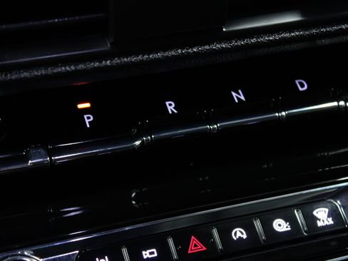 Used 2024 Lincoln Corsair Reserve image 23