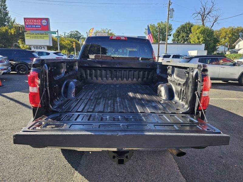 Used 2017 GMC Sierra 2500 4x4 Crew Cab image 9