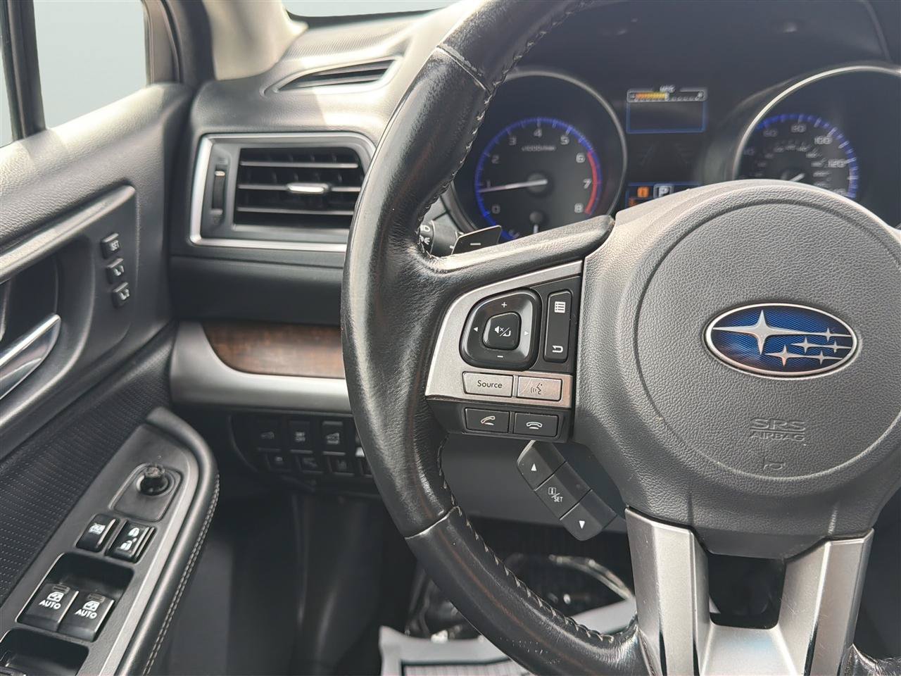 Used 2015 Subaru Outback 2.5i Limited AWD/4WD image 25