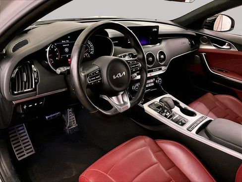 Used 2022 Kia Stinger GT2 AWD/4WD image 12