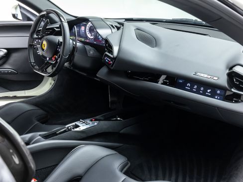 Used 2022 Ferrari 296 GTB RWD image 28