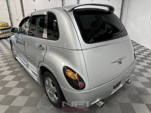 Used 2001 Chrysler PT Cruiser FWD image 10