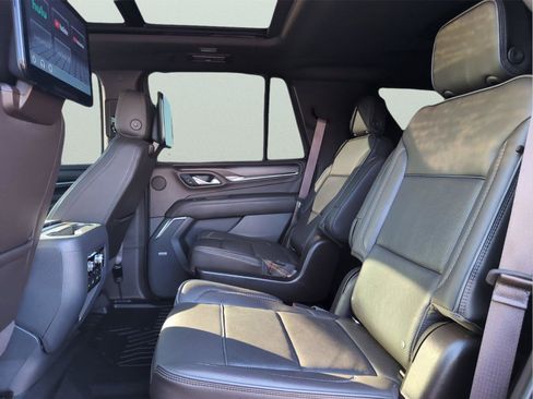 Used 2022 GMC Yukon Denali w/ Denali Ultimate Package image 31