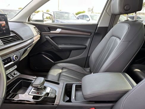 Used 2022 Audi Q5 2.0T Premium image 24