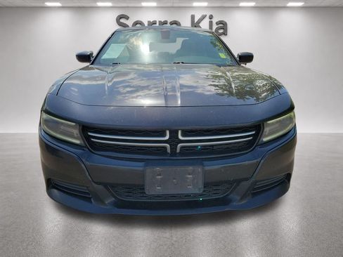 Used 2016 Dodge Charger SE RWD image 8