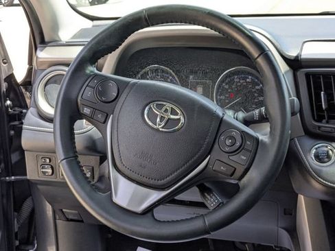 Used 2017 Toyota RAV4 Platinum FWD image 19