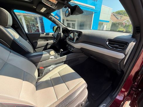 Used 2023 Dodge Durango GT AWD/4WD image 42