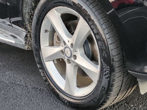 Used 2016 Mercedes-Benz GLE 350 4MATIC w/ Premium Package image 7