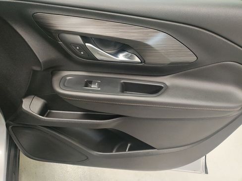 Used 2020 GMC Terrain SLT w/ Preferred Package image 9