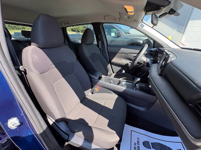 Used 2025 Nissan Kicks S FWD image 25