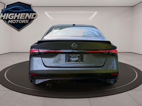 Used 2026 Nissan Sentra SR w/ Floor Mat Package FWD image 5