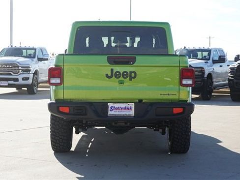 New 2026 Jeep Gladiator Sport image 8