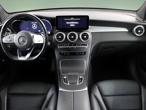 Used 2022 Mercedes-Benz GLC 300 image 23