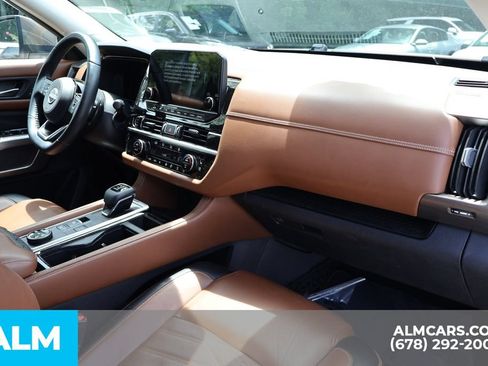 Used 2023 Nissan Pathfinder Platinum w/ Cargo Package AWD/4WD image 29