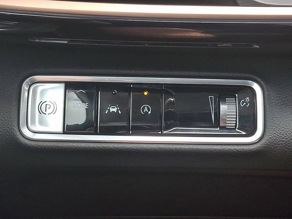 Used 2025 Buick Envision Sport Touring AWD/4WD image 24