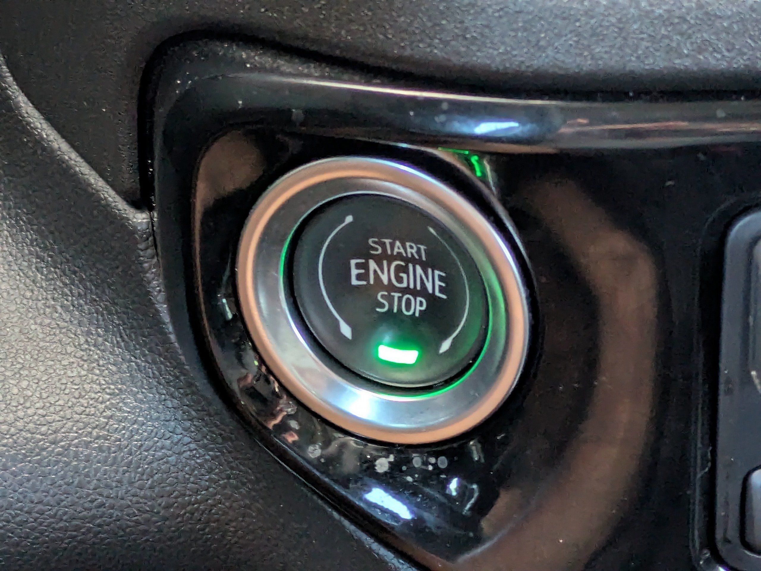 Used 2025 Chevrolet Silverado 1500 RST w/ Convenience Package II AWD/4WD image 30