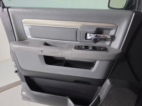 Used 2016 RAM 1500 Big Horn image 34