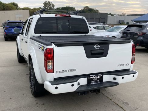 Used 2020 Nissan Frontier PRO-4X w/ Pro-4x Utility Package image 4