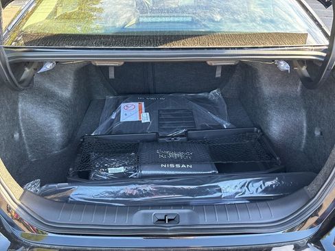 New 2025 Nissan Altima 2.5 SR w/ SR Premium Package image 16