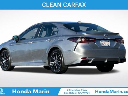 Used 2024 Toyota Camry SE image 7