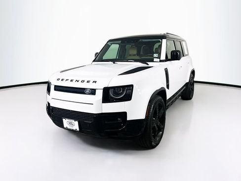 Used 2026 Land Rover Defender 110 X-Dynamic SE AWD/4WD image 1